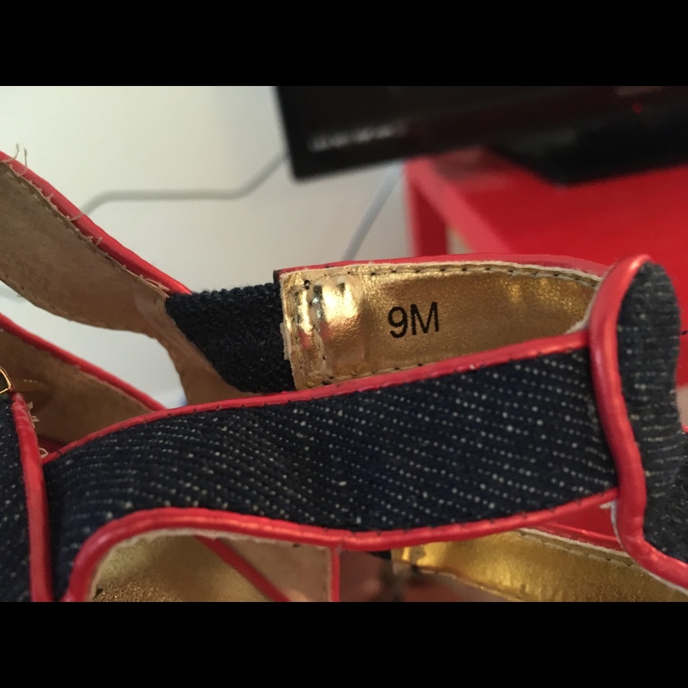 High heels - Picture 2 of 3